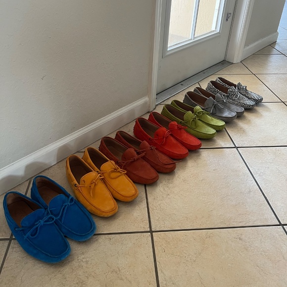 TODS Mens Gommino Loafers Collection - Picture 7 of 7